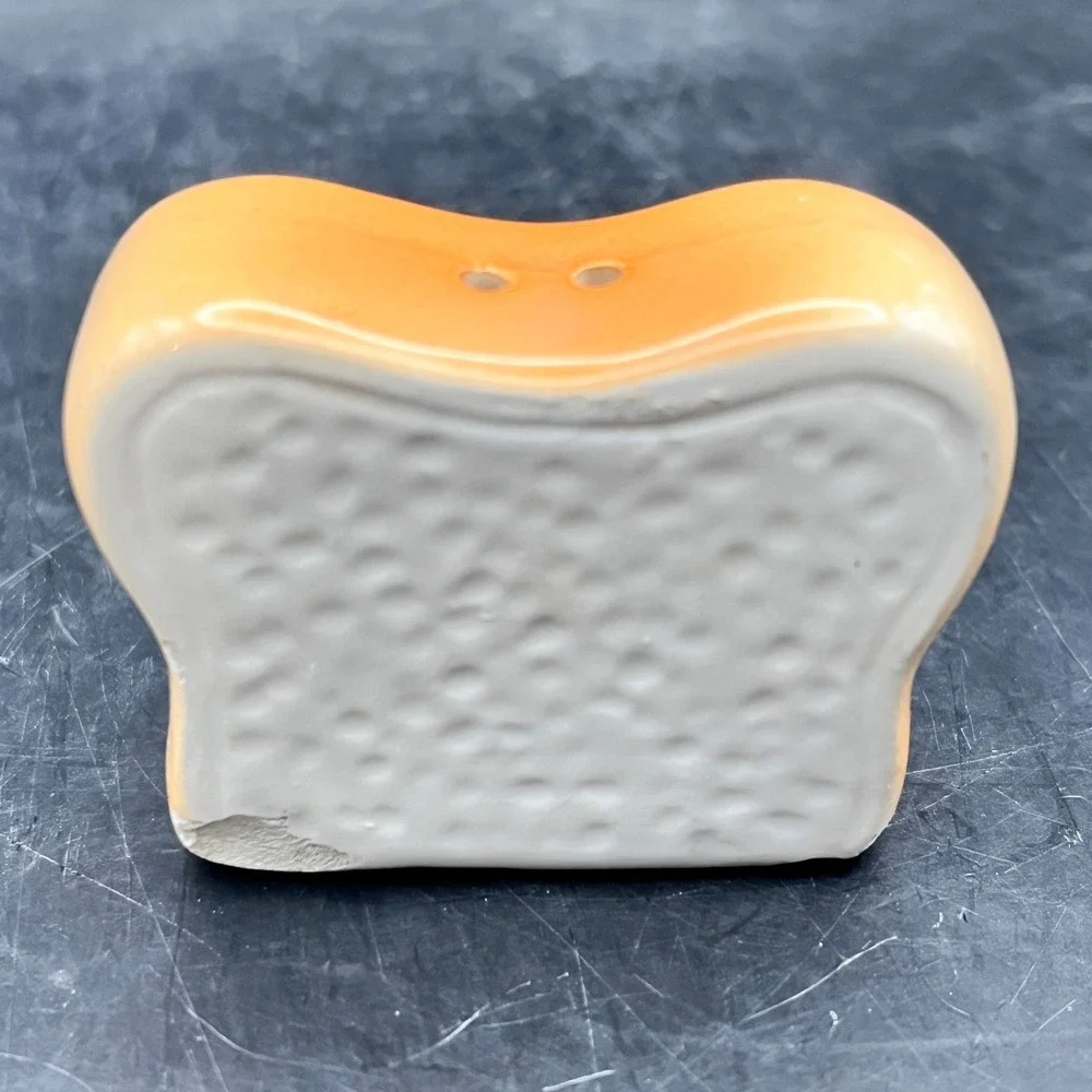 Bread Slice Toast Salt & Pepper Shakers Vtg‎ Ceramic Kitchen 1.75